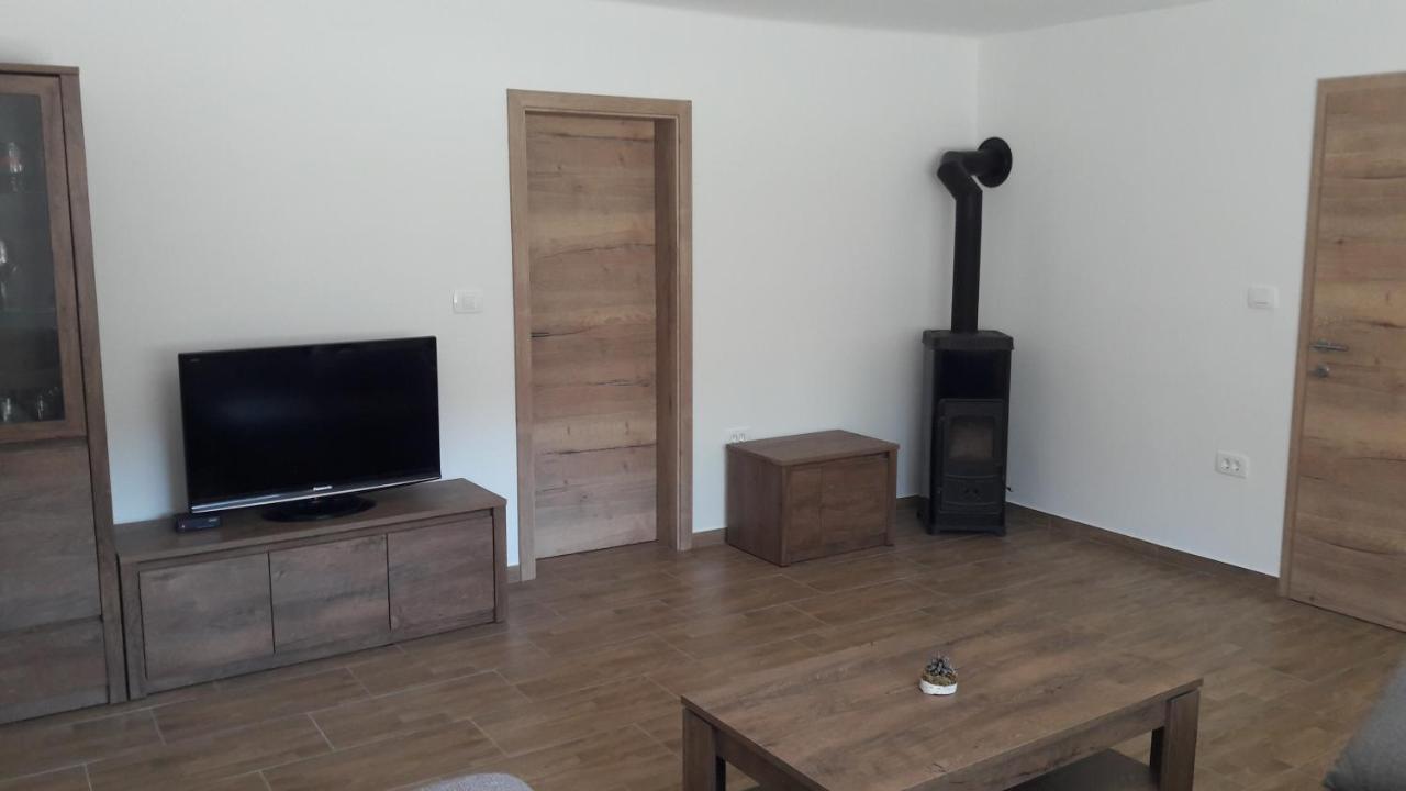 Apartma Sterle Stari Trg pri Lozu